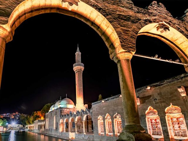İzmir Çıkışlı Otobüslü Gap Turu (4 Gece Konaklama)