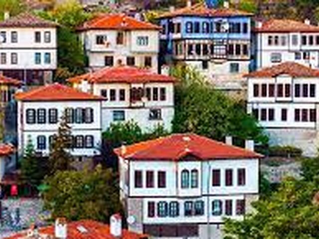 Antalya Çıkışlı Uçaklı Karadeniz Yaylalar ve Kanyonlar Turu (5 Gece Konaklama) (Sinop Tekne Turu Ve Amasra Tekne Turu)