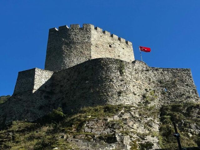 Adana Mersin Çıkışlı Uçaklı Batum ve Ayder Turu Batum Konaklamalı