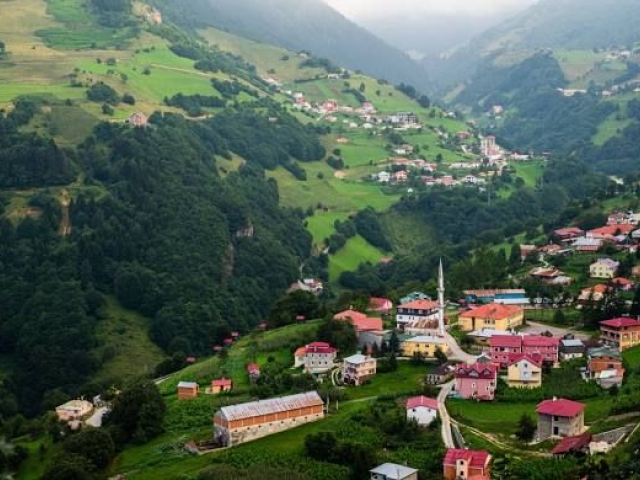 İkonik Karadeniz Yaylalar ve Batum Turu | 3 Gece Konaklamalı Uçaklı İstanbul Çıkışlı