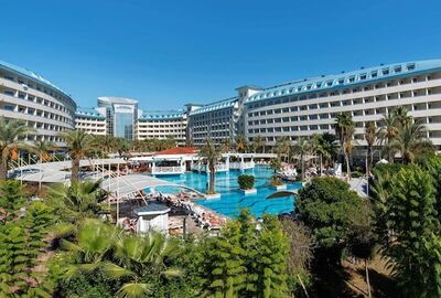Crystal Admiral Resort