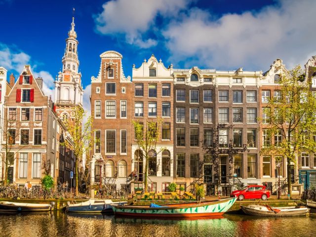 Comfort Benelüx & Paris & Almanya Turu Pegasus Hava Yolları ile 7 Gece Ekstra Turlar Dahil AMS - ORY