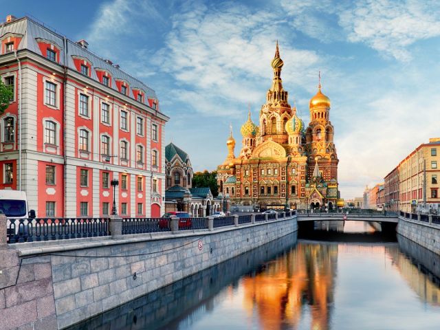 Çarlık Başkentleri “Moskova ve St. Petersburg” Rusya Turu I E-Vize