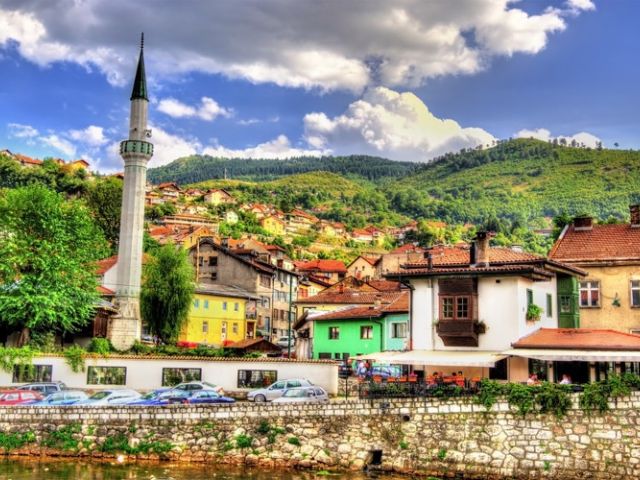Izmır Hareketli Buyuk Balkan Turu 9 Gunde 9 Ulke (Tum Turlar, Aksam Yemekleri ve Balkan Geceleri Dahil)