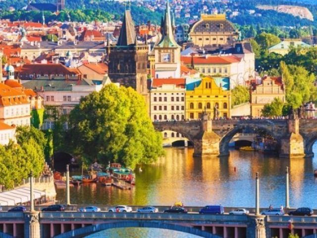 Görkemli Prag Köprüler Şehri Turu 3 Gece - THY ile 29 Ekim (29 Ekim Özel) 