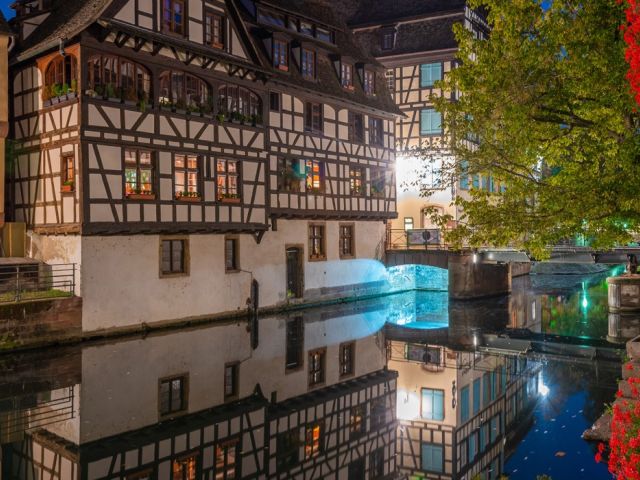 Comfort Alsace Fransa Almanya İsviçre Noel Pazarları Turu Ekstra Turlar Dahil Kasım-Aralık 2026