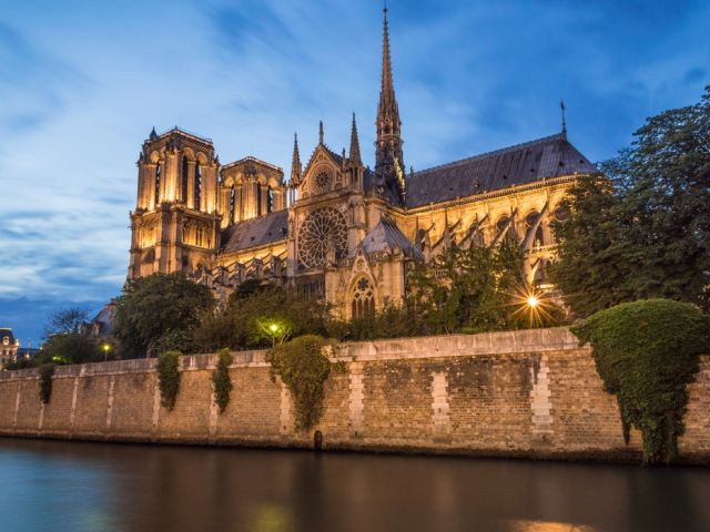 Comfort Benelüx & Paris & Almanya Turu Pegasus Hava Yolları ile 7 Gece Ekstra Turlar Dahil  ORY- AMS 2026