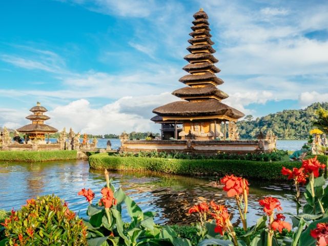 Comfort Ubud & Bali Turu Emirates Havayolları ile 6 Gece Ekstra Turlar Dahil DPS-DPS