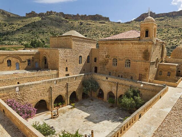 İzmir Çıkışlı Uçaklı Gaziantep Şanlıurfa Mardin Diyarbakır Turu 2 Gece 3 Gün