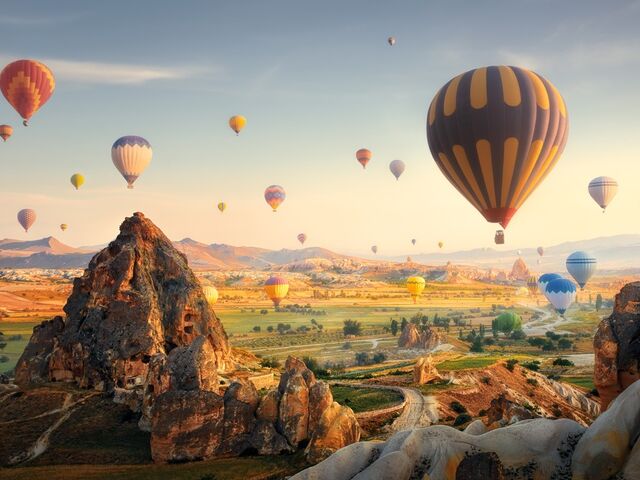 Uçaklı İzmir Çıkışlı Kapadokya Turu 2 Gece 3 Gün