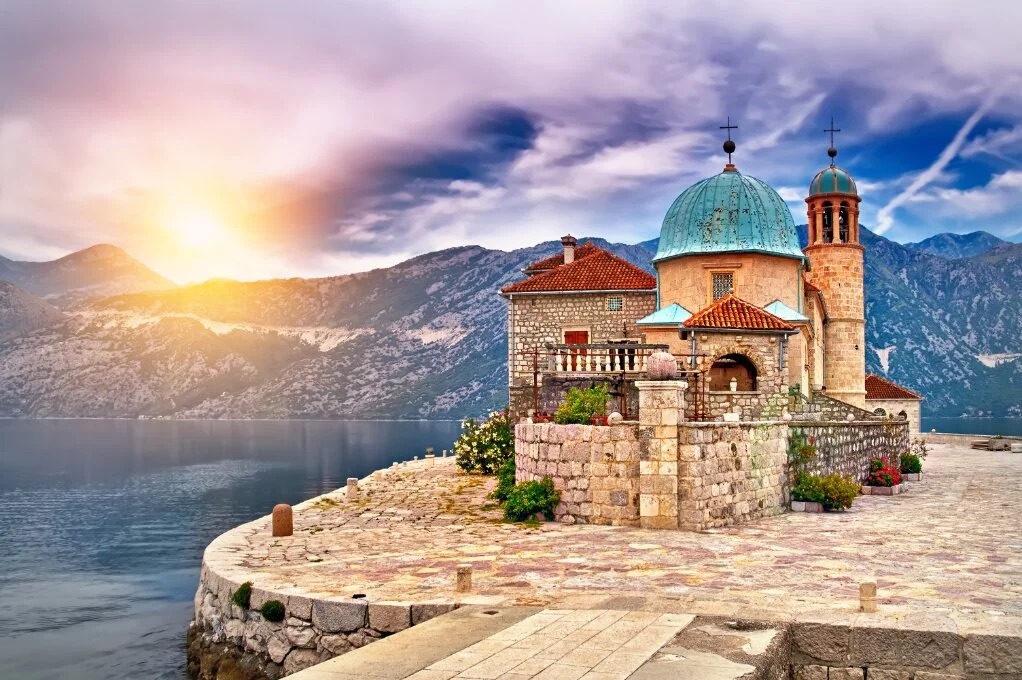 Karadağ Budva Rüyası Turu Air Montenegro İle Vizesiz  2 Gece 3 Gün