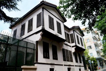 Otobüslü Balkan Masalı Turu 7 Gece 9 Gün
